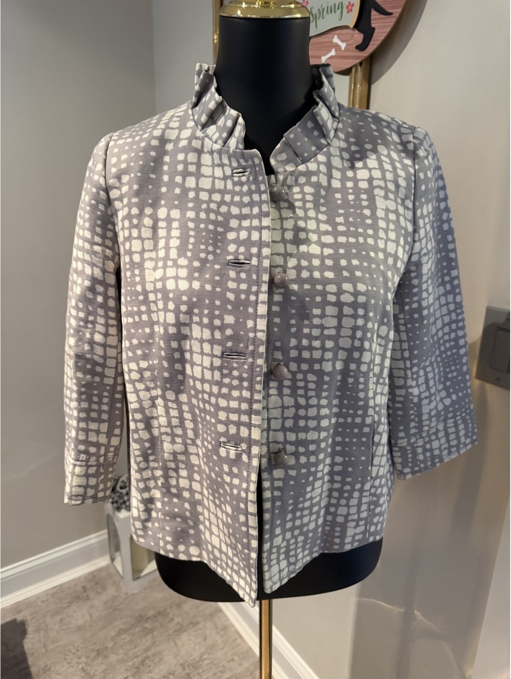 Vintage Excellent Condition Cotton Linen Blend Grey/white printed cropped jacket